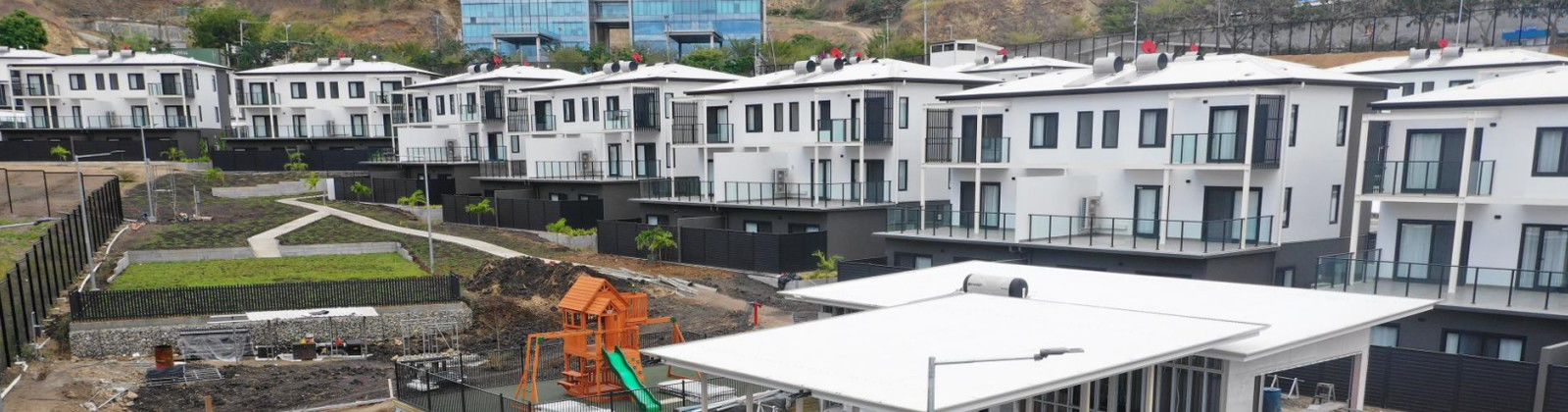 Cloisons de séparation en verre