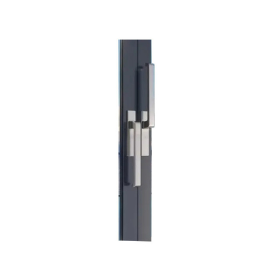 Thermiquement l'ascenseur en aluminium cassé tournent la poignée se soulevant glissant la porte empilable