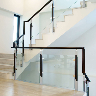 Modern Design Mirror Polishing Balustrade de verre à main avec résistance à la rouille