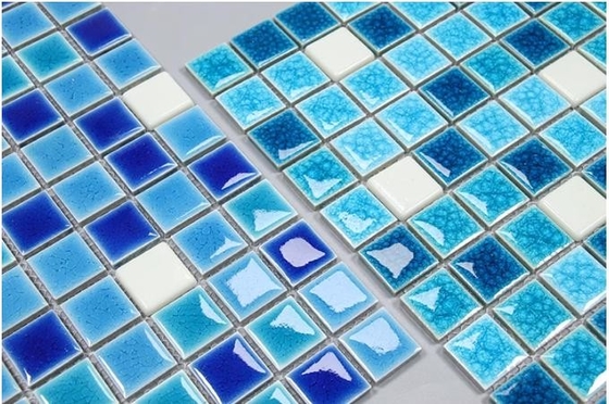 Porcelaine vitrée carré de style classique Brillant dans le noir Carreaux pour piscines