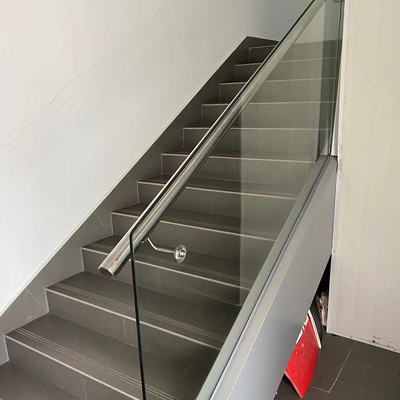 10 mm 12 mm épaisseur Escalier en verre d'aluminium Barrières à main pour les trains à grande vitesse