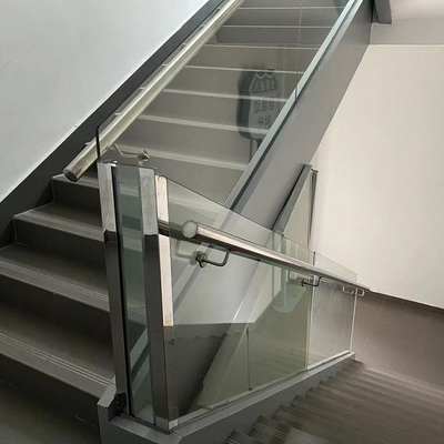 Vintage Design Glace Escalier Manche Barricades en poudre enduit / poli / brossé / finition anodisée