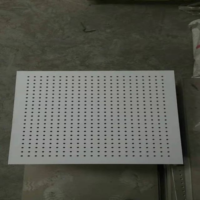 Plafonds en gypse à vis de fixation Résistance au feu Classe A 9,5 kg/m2 Plafonds artistiques