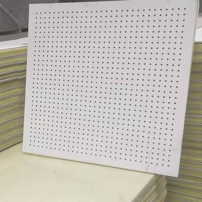 Plafonds en gypse à vis de fixation Résistance au feu Classe A 9,5 kg/m2 Plafonds artistiques