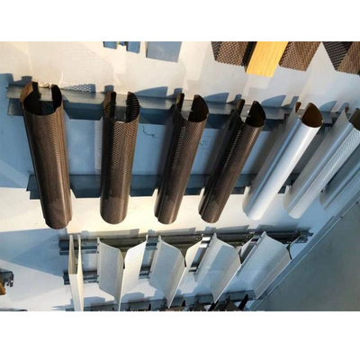 Couleur uniforme de qualité revêtement métallique d'aluminium pour les beaux plafonds suspendus plafond métallique