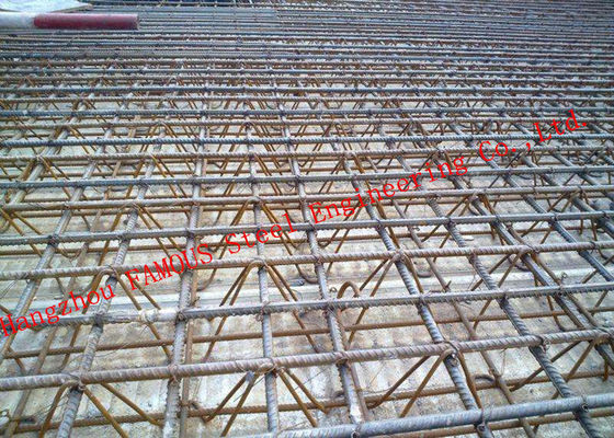 Le Decking galvanisé HRB500E de plancher en métal de 11.8m a renforcé la botte de barre d'acier, Decking concret de plancher de 0.5mm