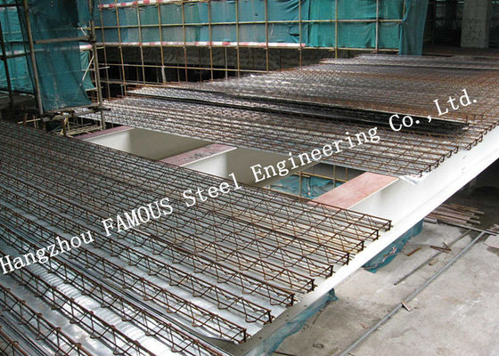 Le Decking galvanisé HRB500E de plancher en métal de 11.8m a renforcé la botte de barre d'acier, Decking concret de plancher de 0.5mm