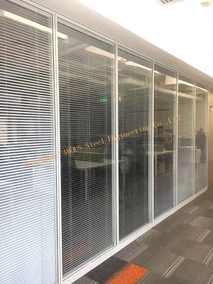 Concevez cloisons de séparation en fonction du client en verre insonorisées en verre de cadre en aluminium de bureau portable les doubles avec l'auvent
