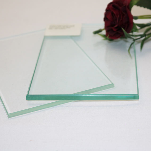 Le bas-e verre réfléchissant SGP de double vitrage a stratifié le verre isolé pour de grandes fenêtres extérieures
