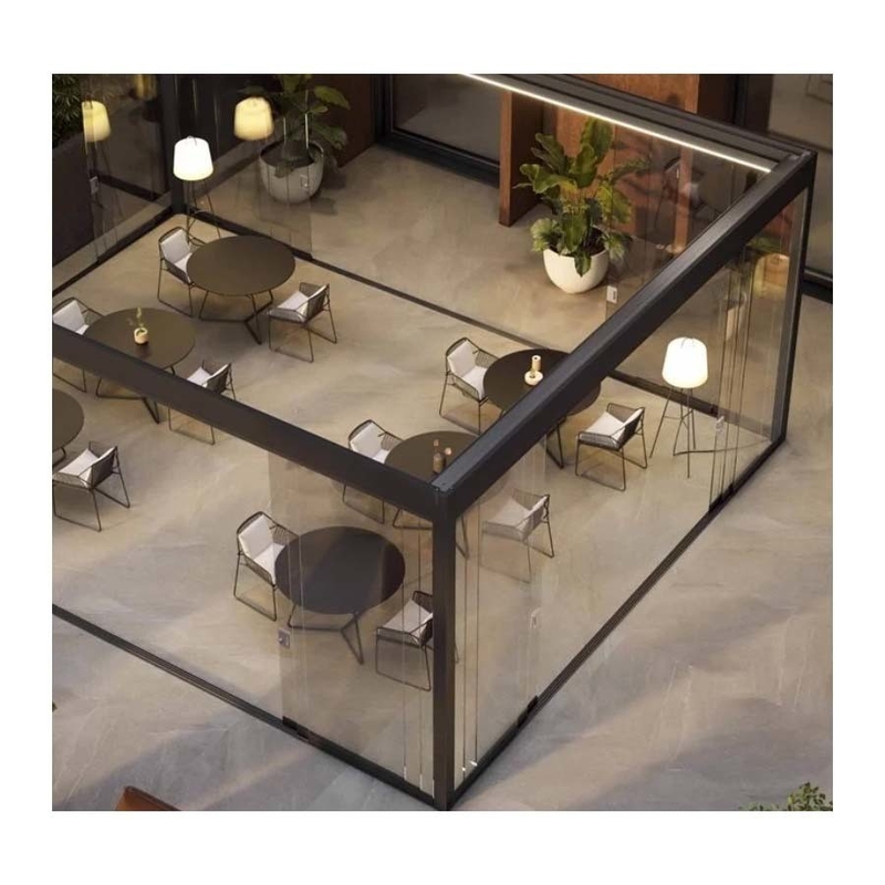 Chambres en verre de taille personnalisée pour la vie en plein air Surface lisse cadre en aluminium Chambre solaire